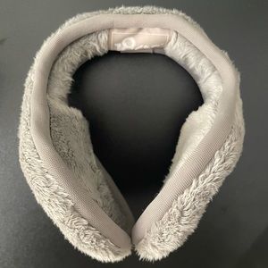 Grey velvet ear muffs